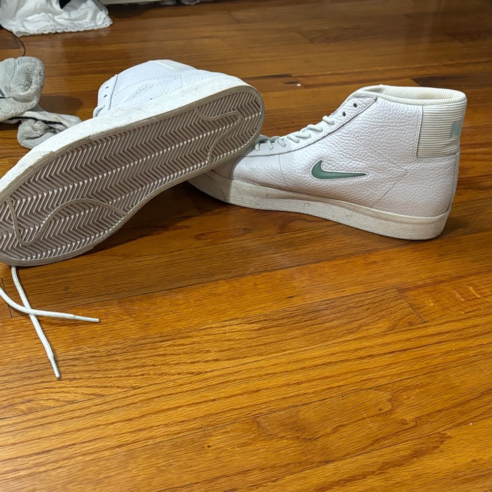 Nike SB Blazer Mid Premium White Glacier